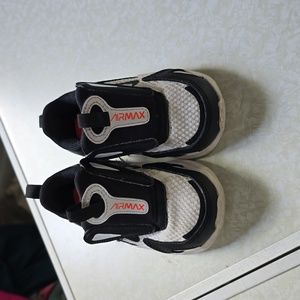 Nike Air Max Bolt TD‎ 'White Black' Sneakers Infant Size 5C